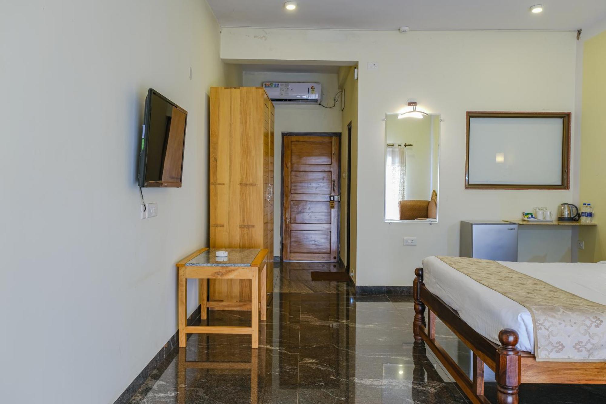 Sparv Aulakhs Resort Mandrem Dış mekan fotoğraf