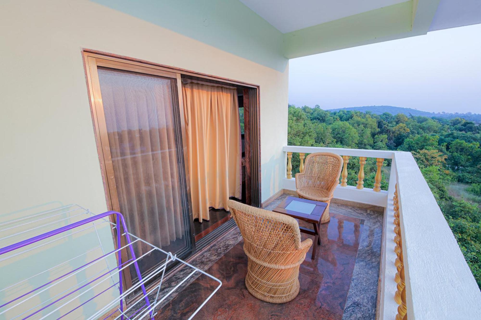 Sparv Aulakhs Resort Mandrem Dış mekan fotoğraf