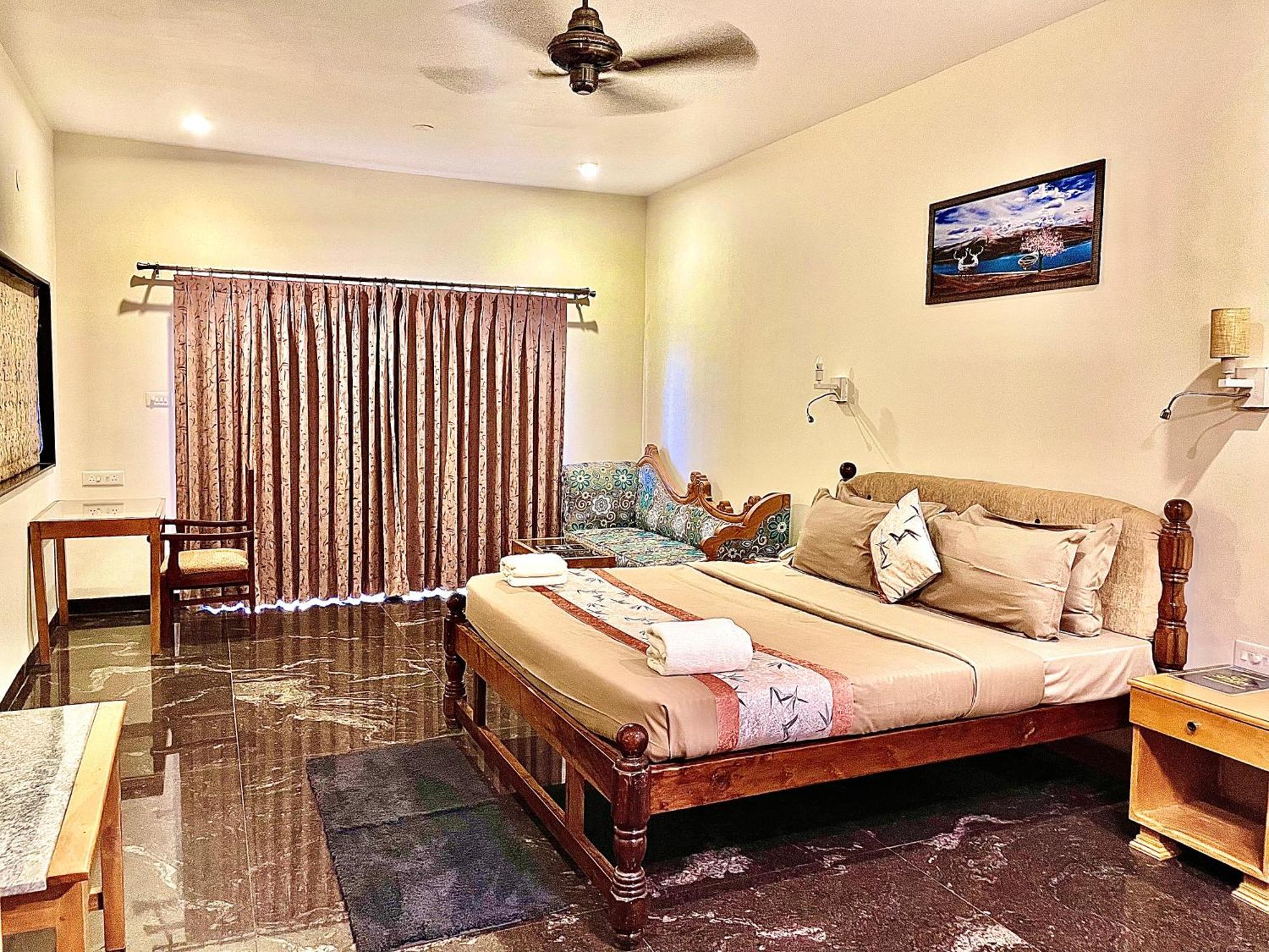 Sparv Aulakhs Resort Mandrem Dış mekan fotoğraf